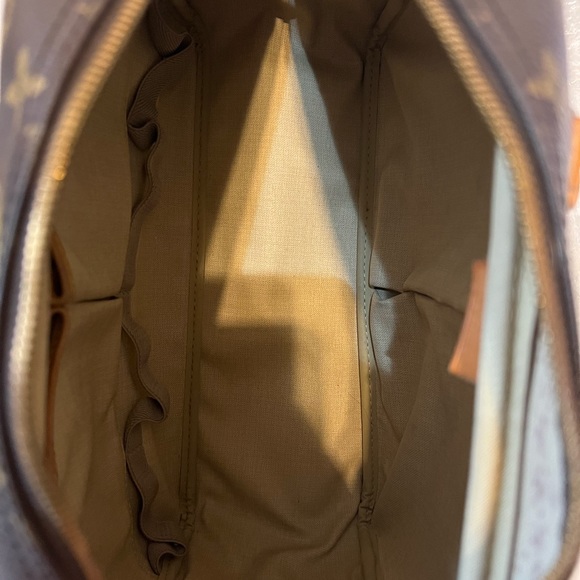 Deuville Authentic - Picture 9 of 17